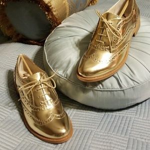 Sam Edelman Gold Oxfords | Poshmark
